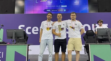 Niepokonani! Kolejny sukces drużyny UBB w finale ERBUD University Esports